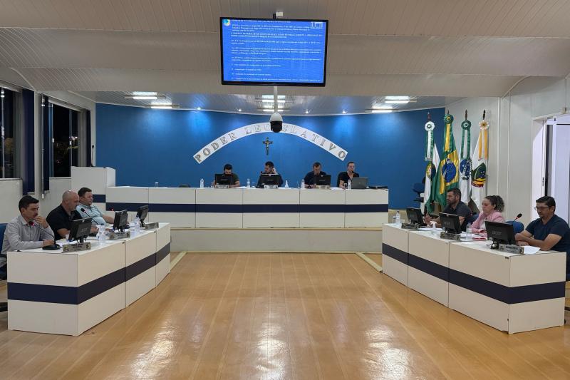 Vereadores aprovam por unanimidade projeto do Natal Premiado ACERBI 2025.